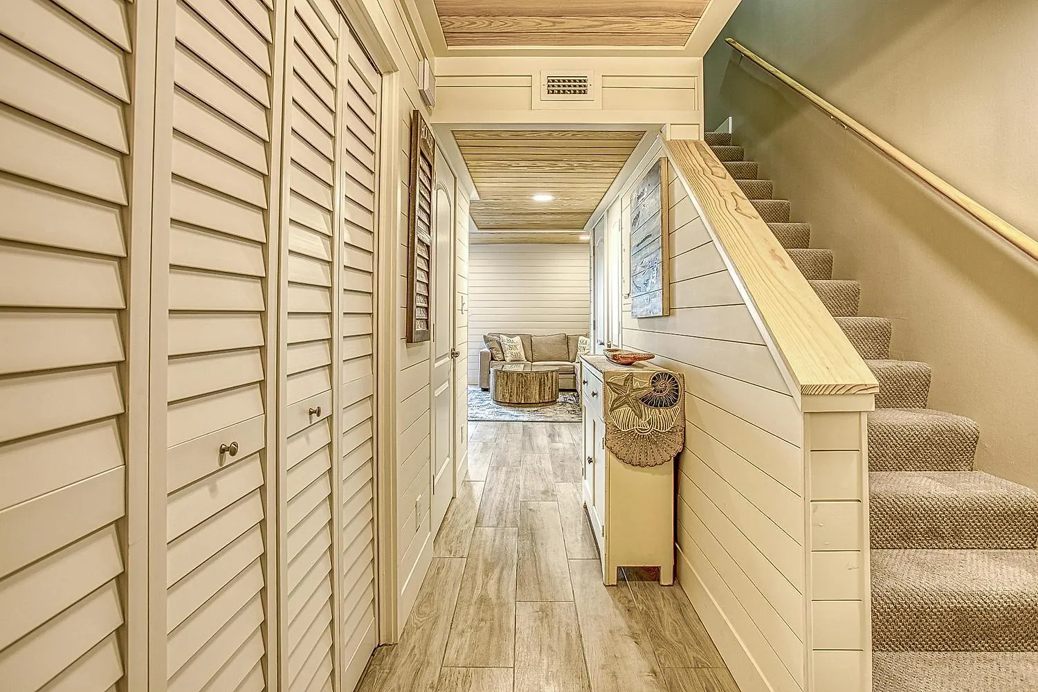 Southbay 101 Completely Remodeled 3 Bedroom Townhome Only 30 Yards From The Beach Destin